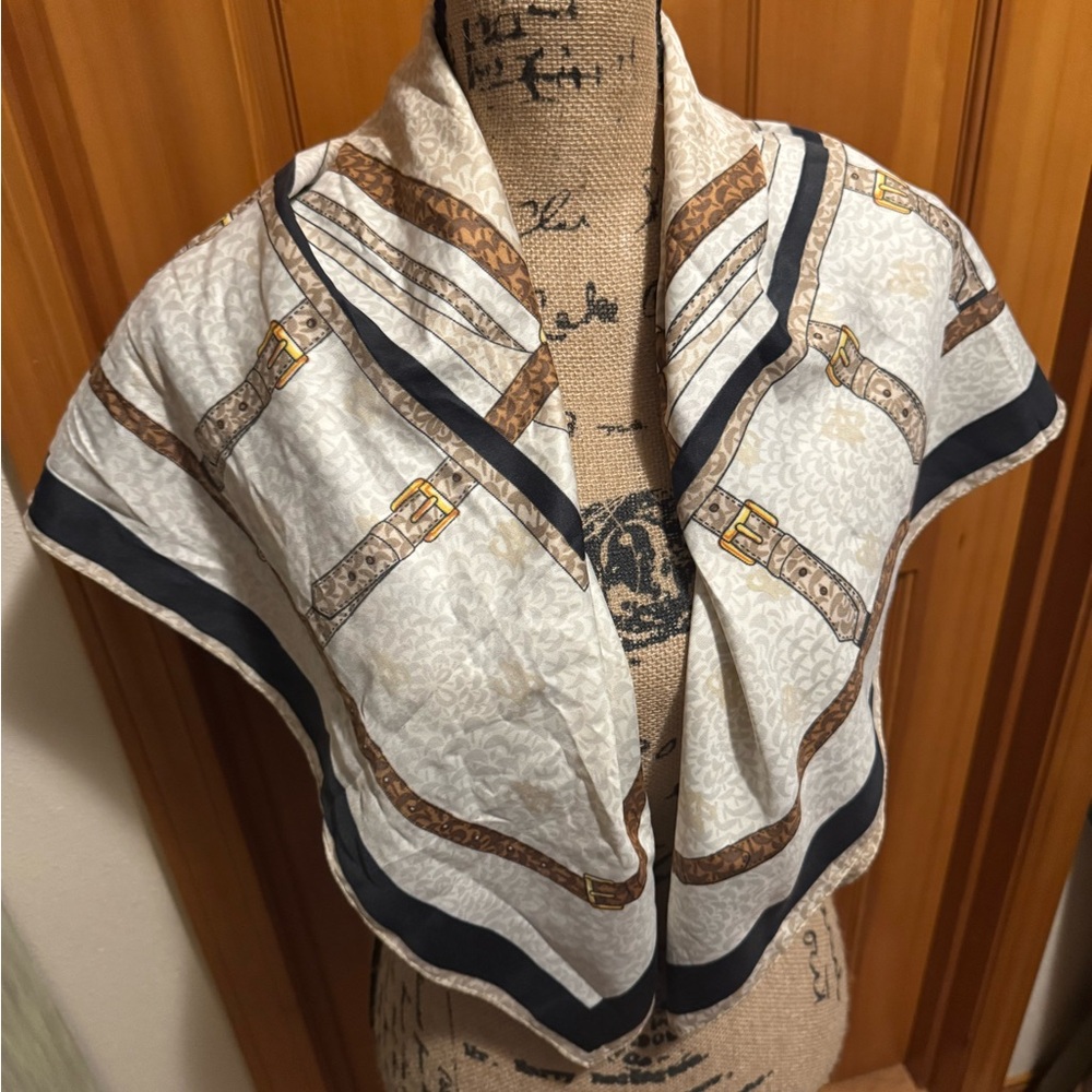Elegant Scarf with Belt Pattern 100% silk feels polyester